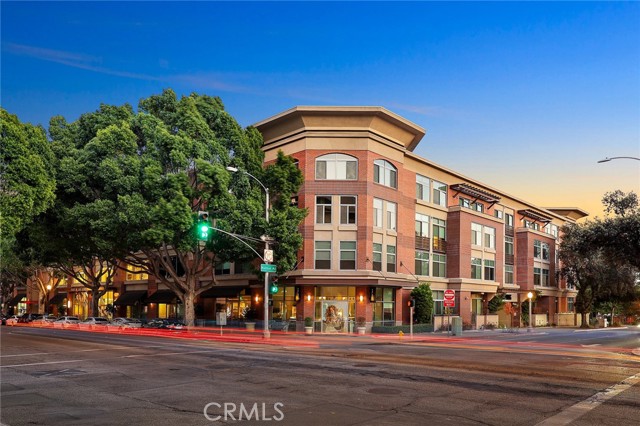 840 E Green ST Unit: 113