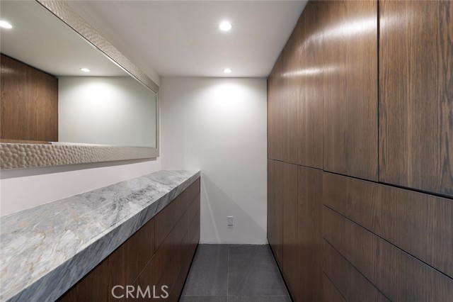 9015 Alto Cedro DR