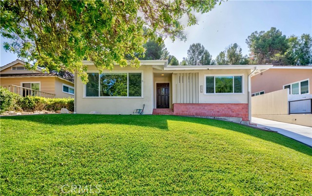 2896 Via De La Guerra