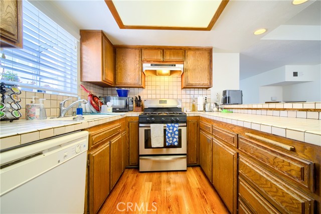 2615 Voorhees AVE Unit: 7