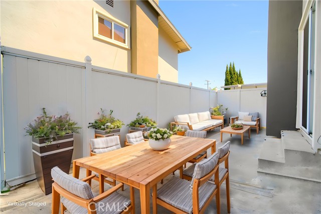 2615 Voorhees AVE Unit: 7