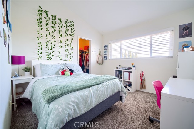 2615 Voorhees AVE Unit: 7