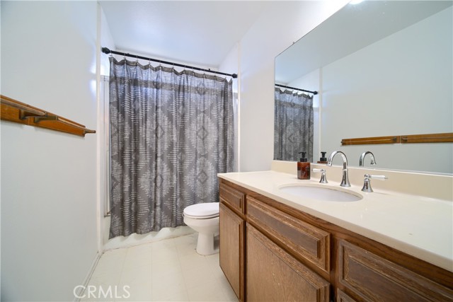2615 Voorhees AVE Unit: 7