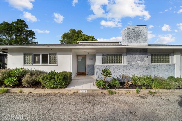 A Cinematic LA Skyline Estate