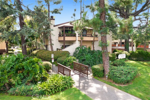 444 W Huntington DR Unit: 119