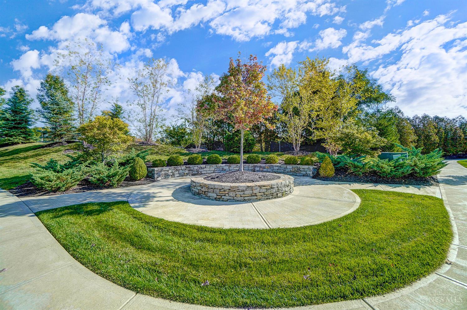 9818 Orchard Trail