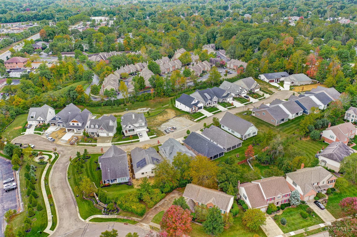 9823 Orchard Trail