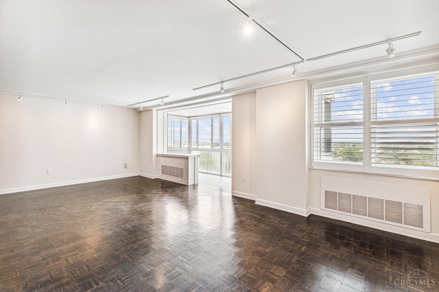 2444 Madison Road 1007