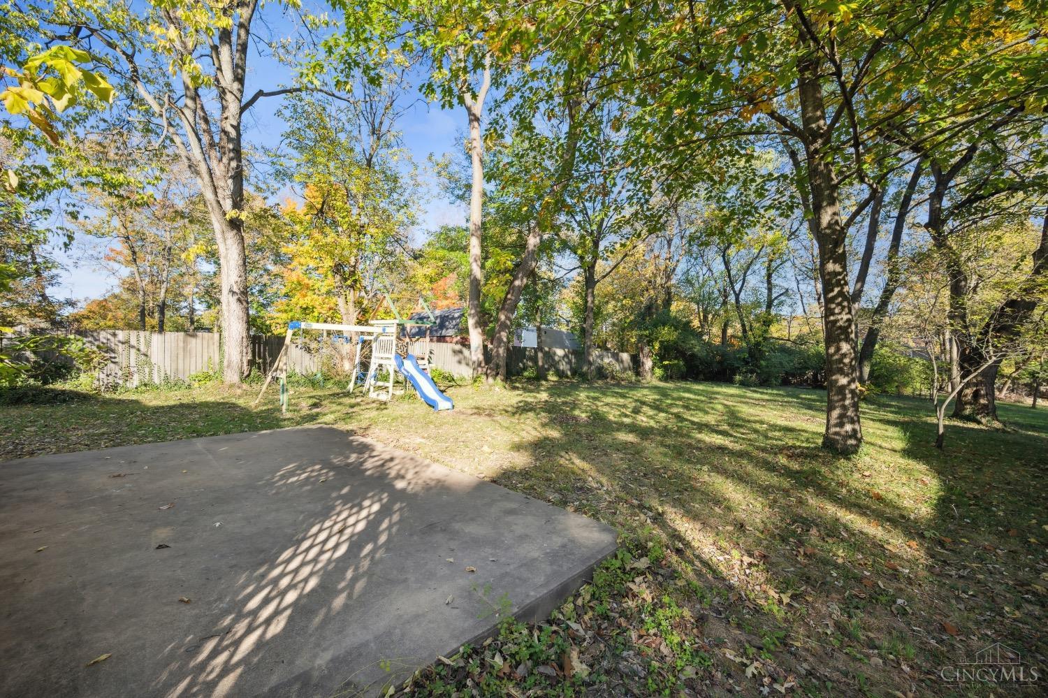 5674 Kenwood Road