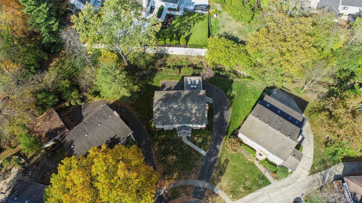 6895 Meadowdale Circle