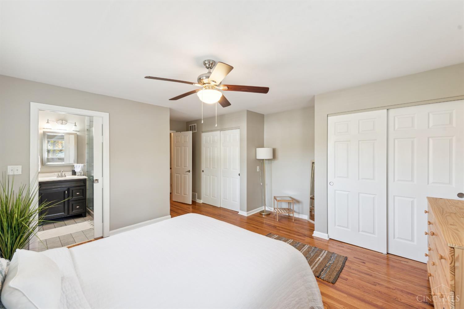6895 Meadowdale Circle