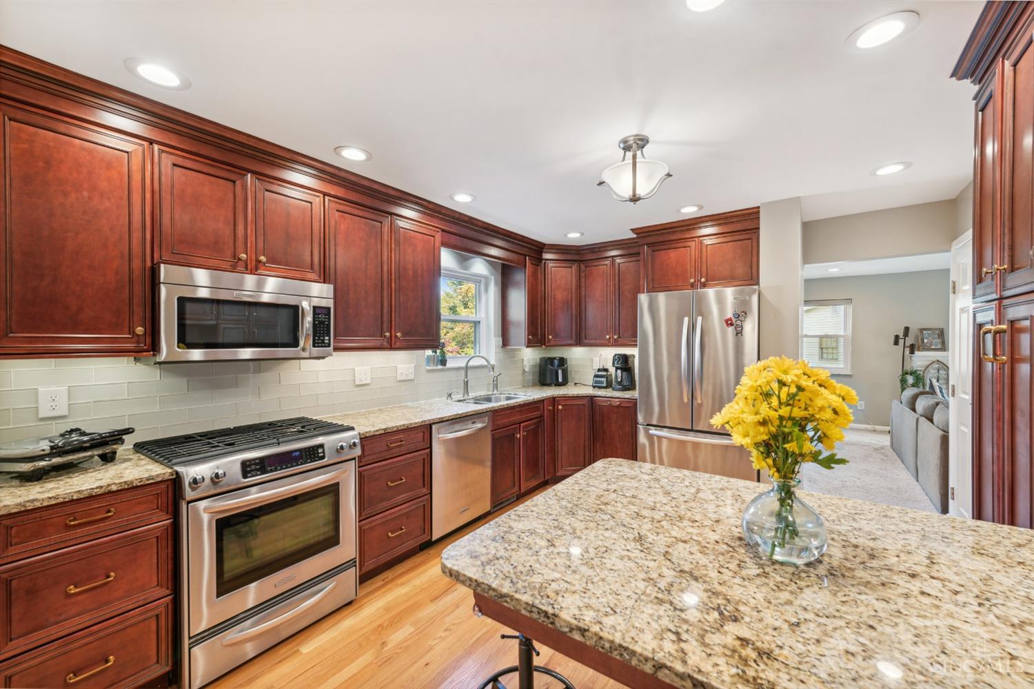 6895 Meadowdale Circle