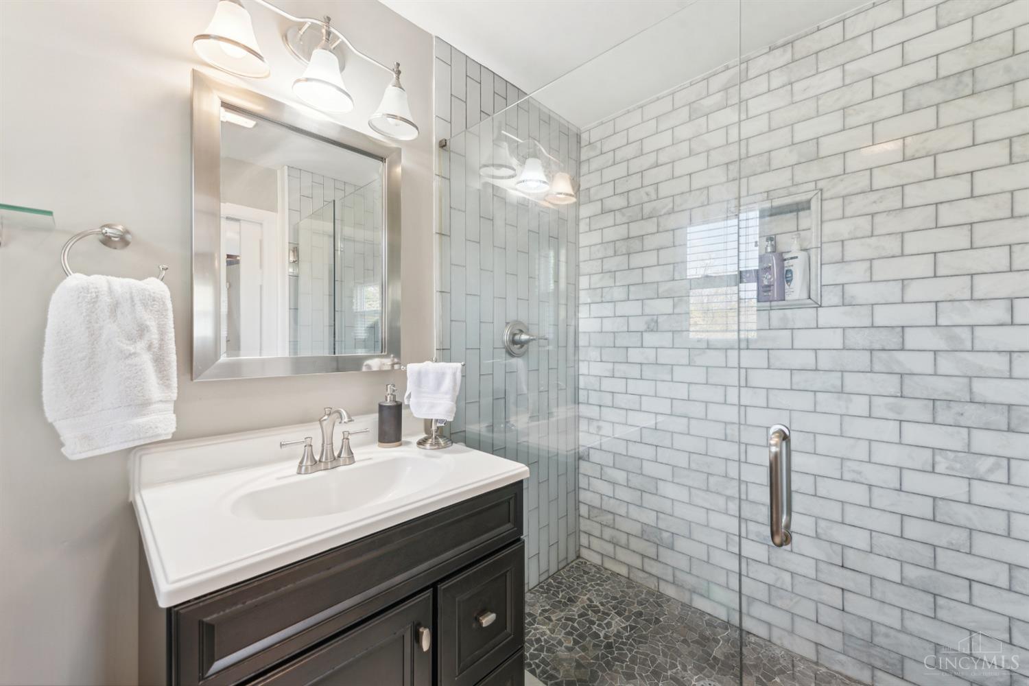 6895 Meadowdale Circle