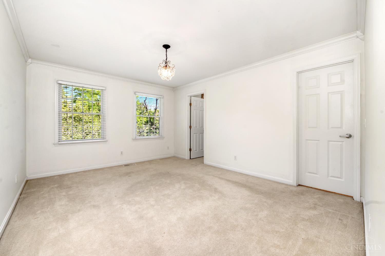 15 Camargo Canyon Drive