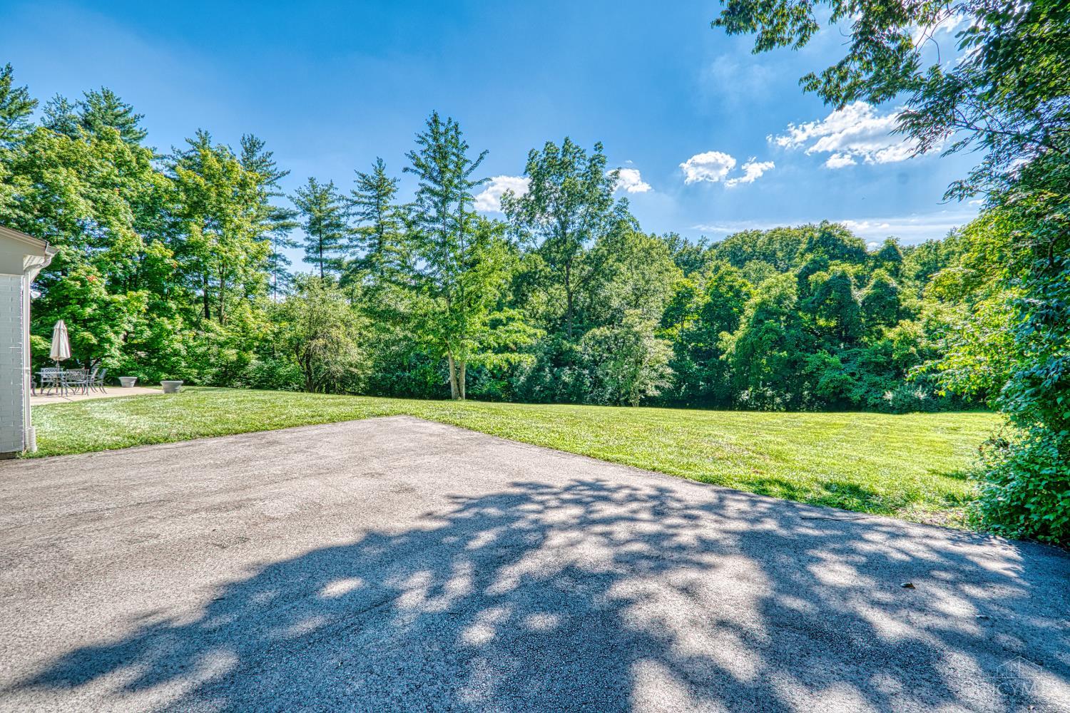 5995 Drake Road
