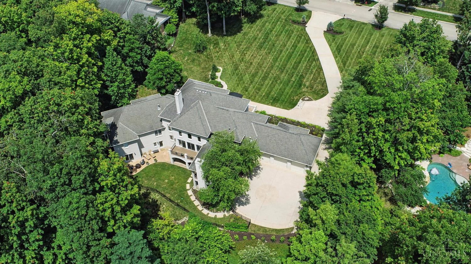 894 Winding River Boulevard