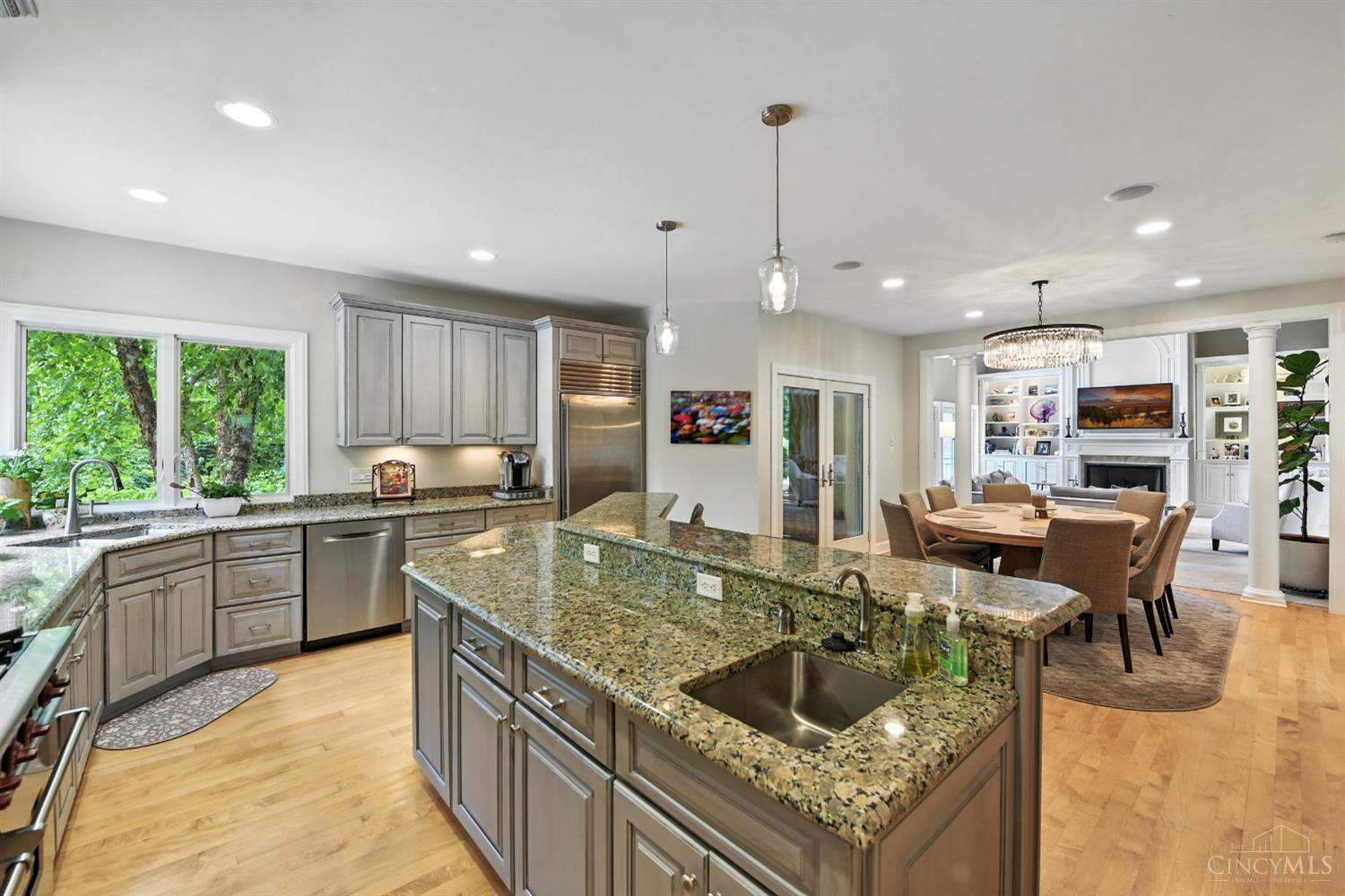 894 Winding River Boulevard