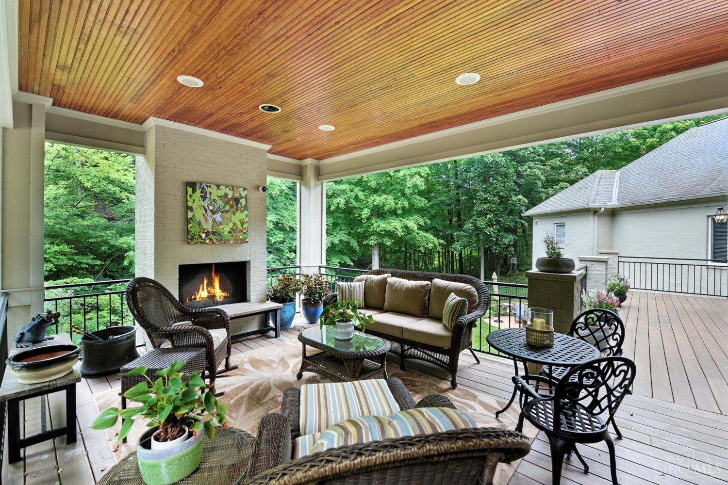 894 Winding River Boulevard