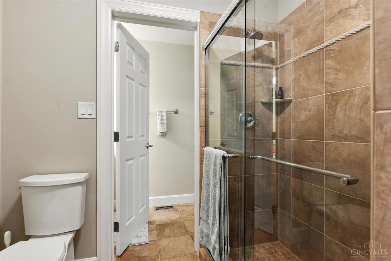 894 Winding River Boulevard