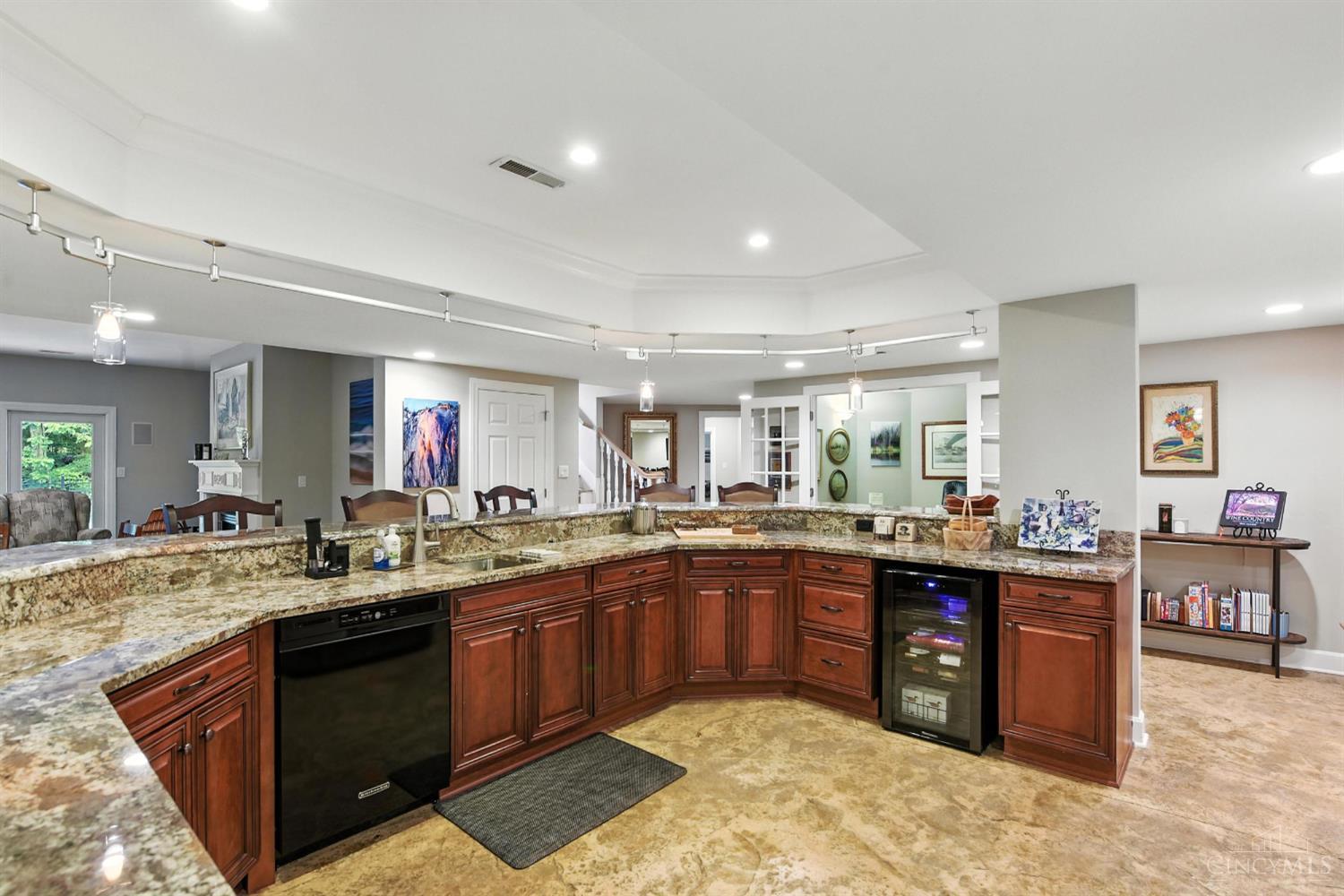 894 Winding River Boulevard