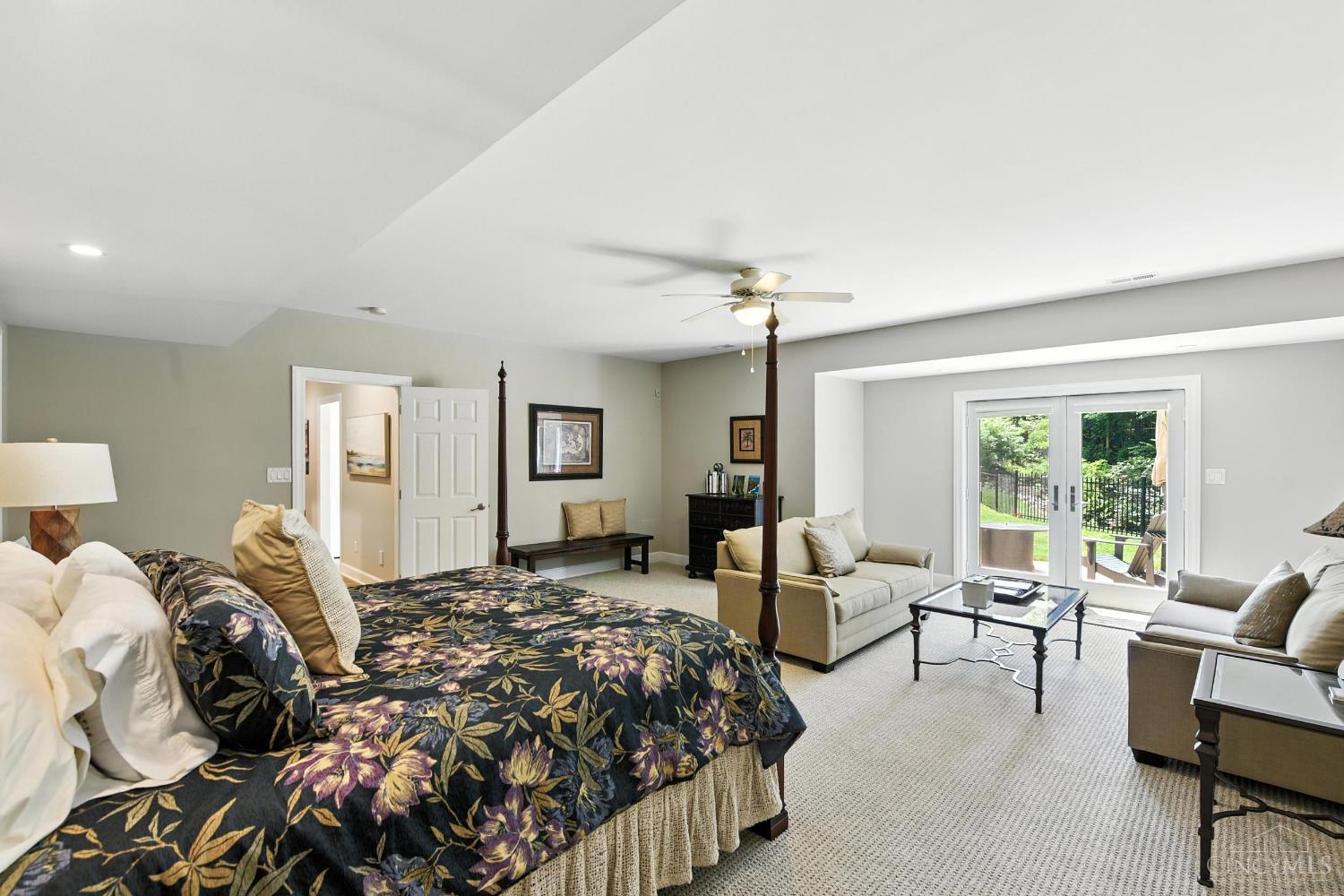 894 Winding River Boulevard