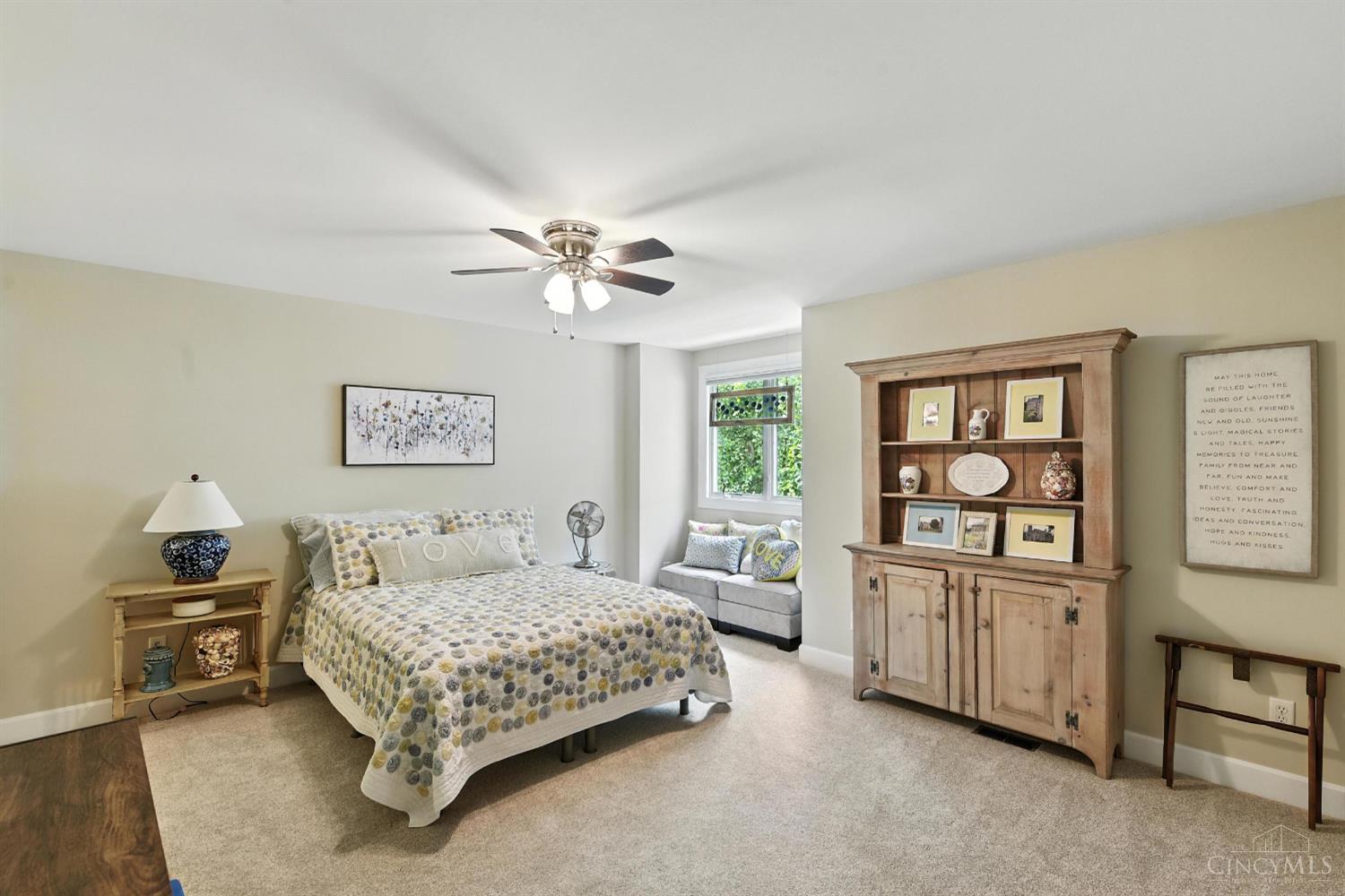 894 Winding River Boulevard