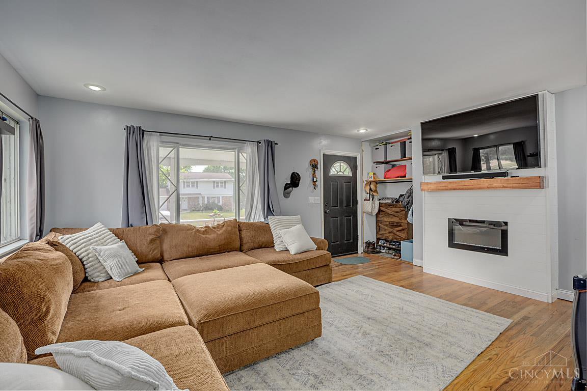 1719 Collinsdale Avenue