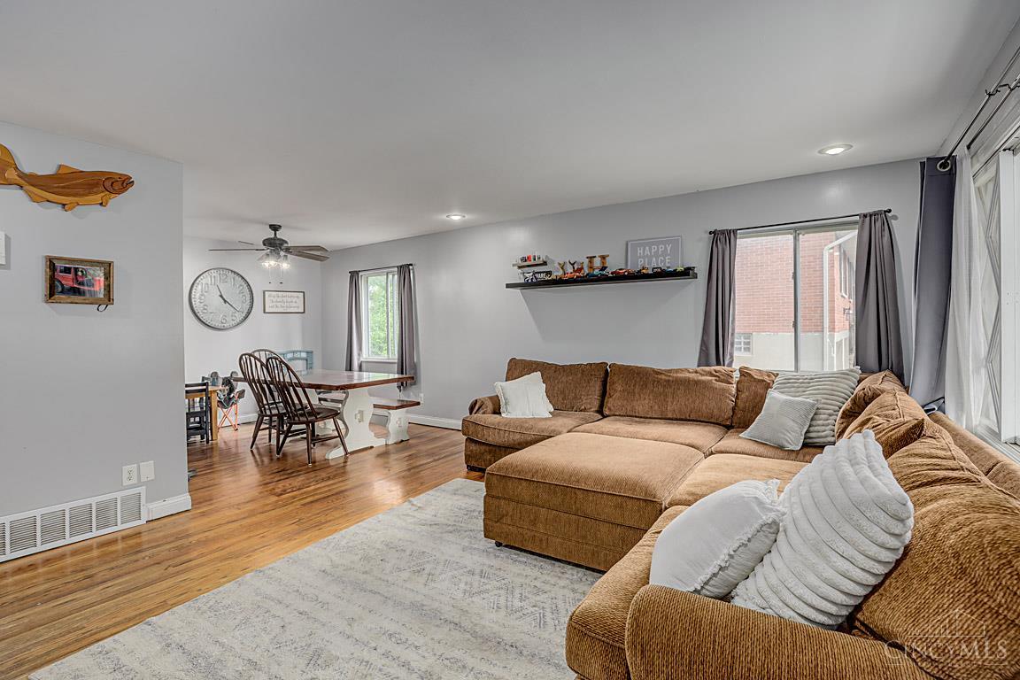 1719 Collinsdale Avenue