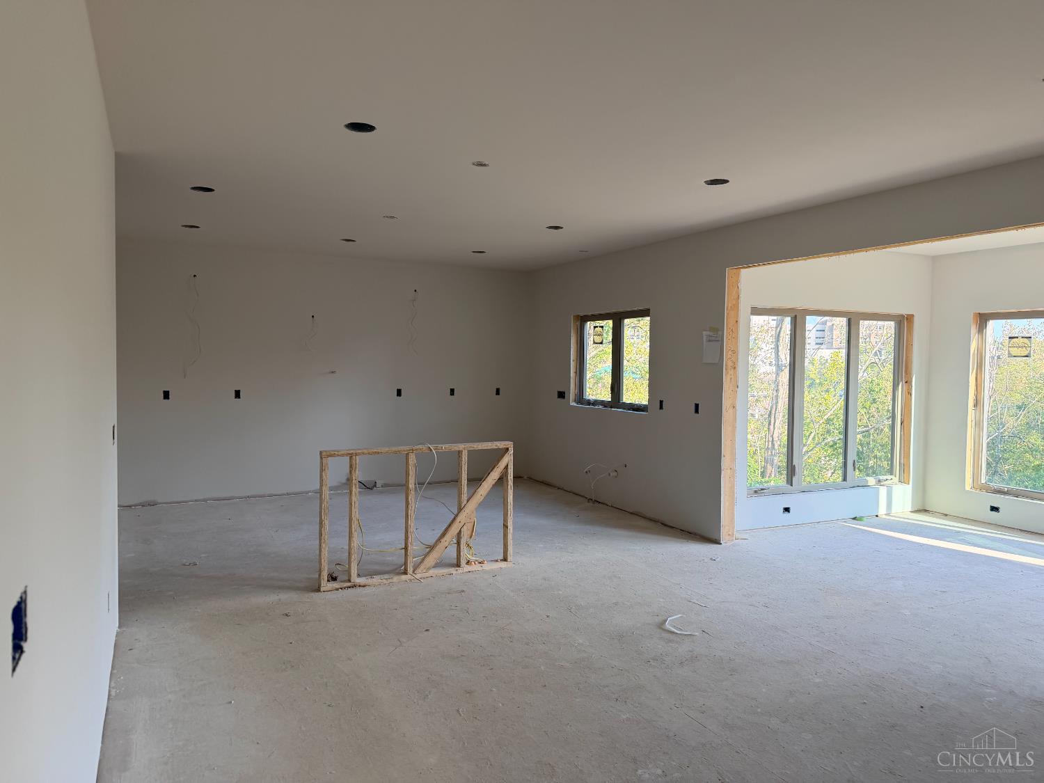 9835 Orchard Trail
