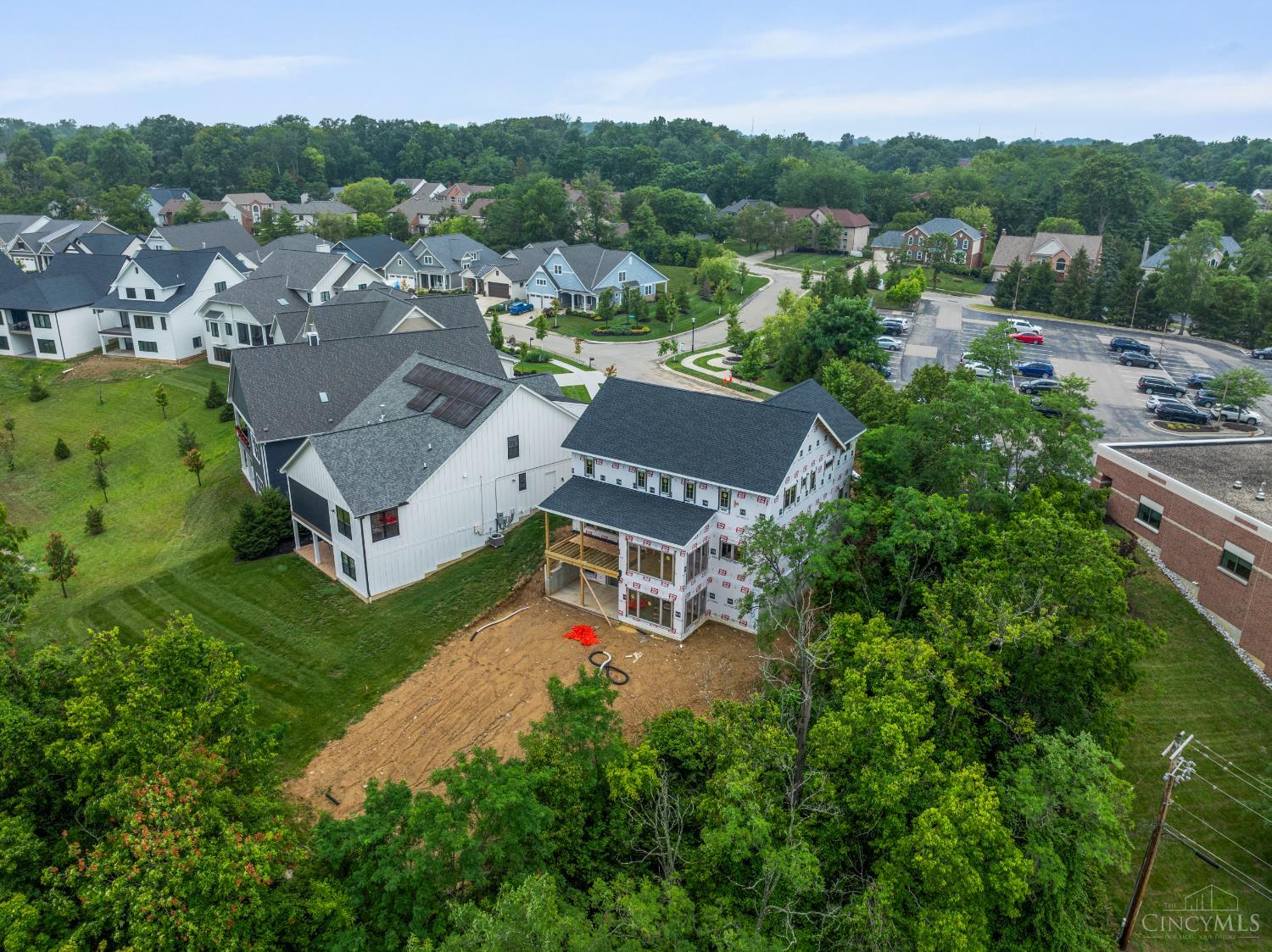 9835 Orchard Trail