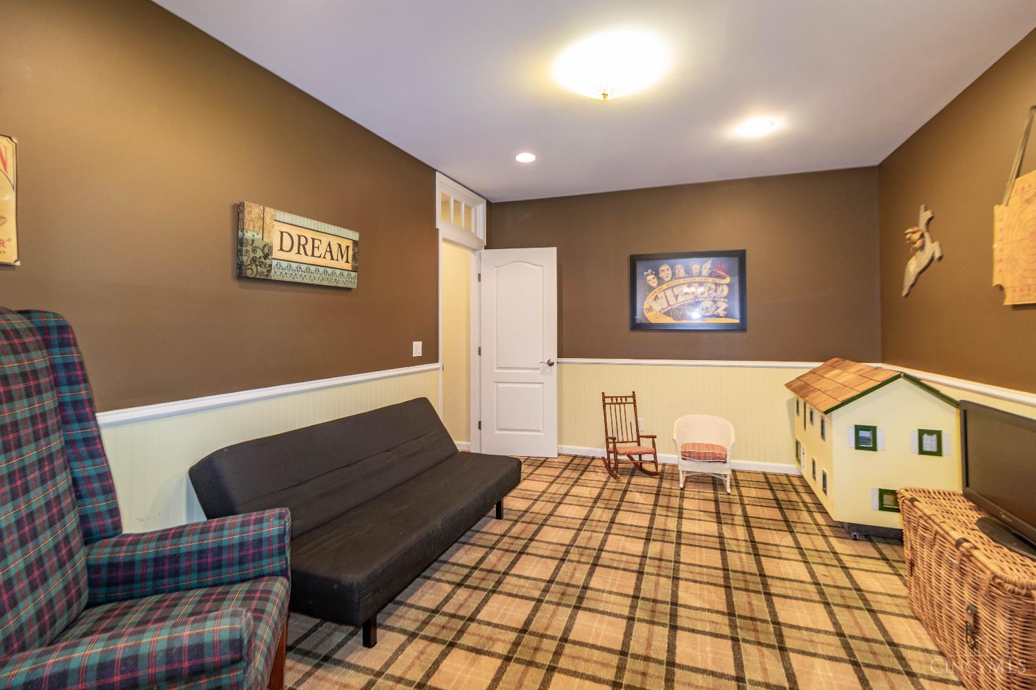 6874 Clubside Drive
