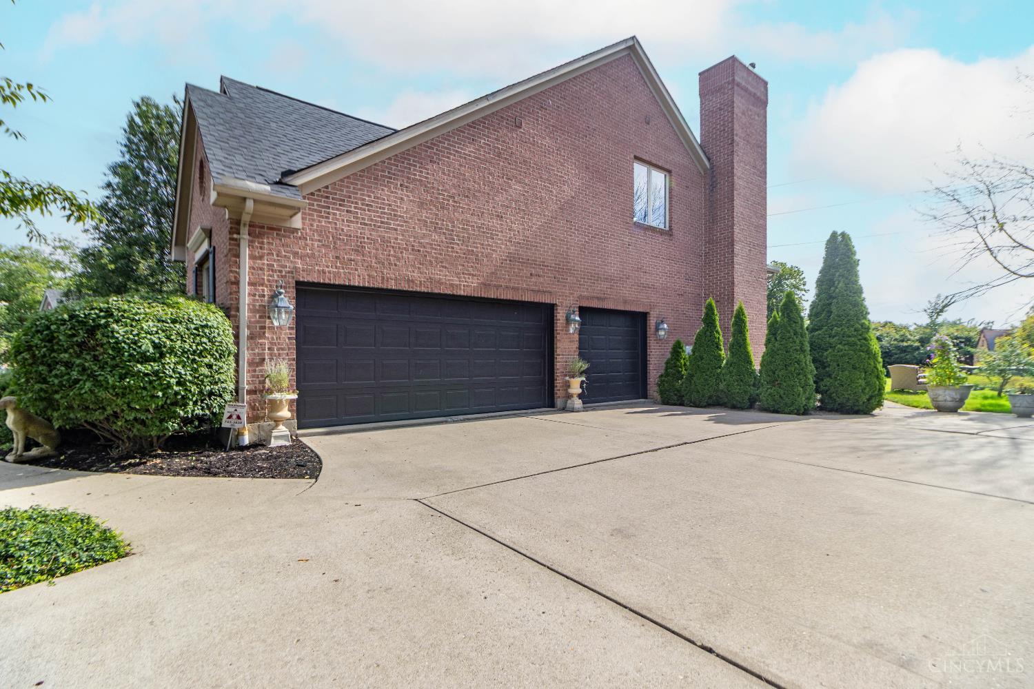 6874 Clubside Drive