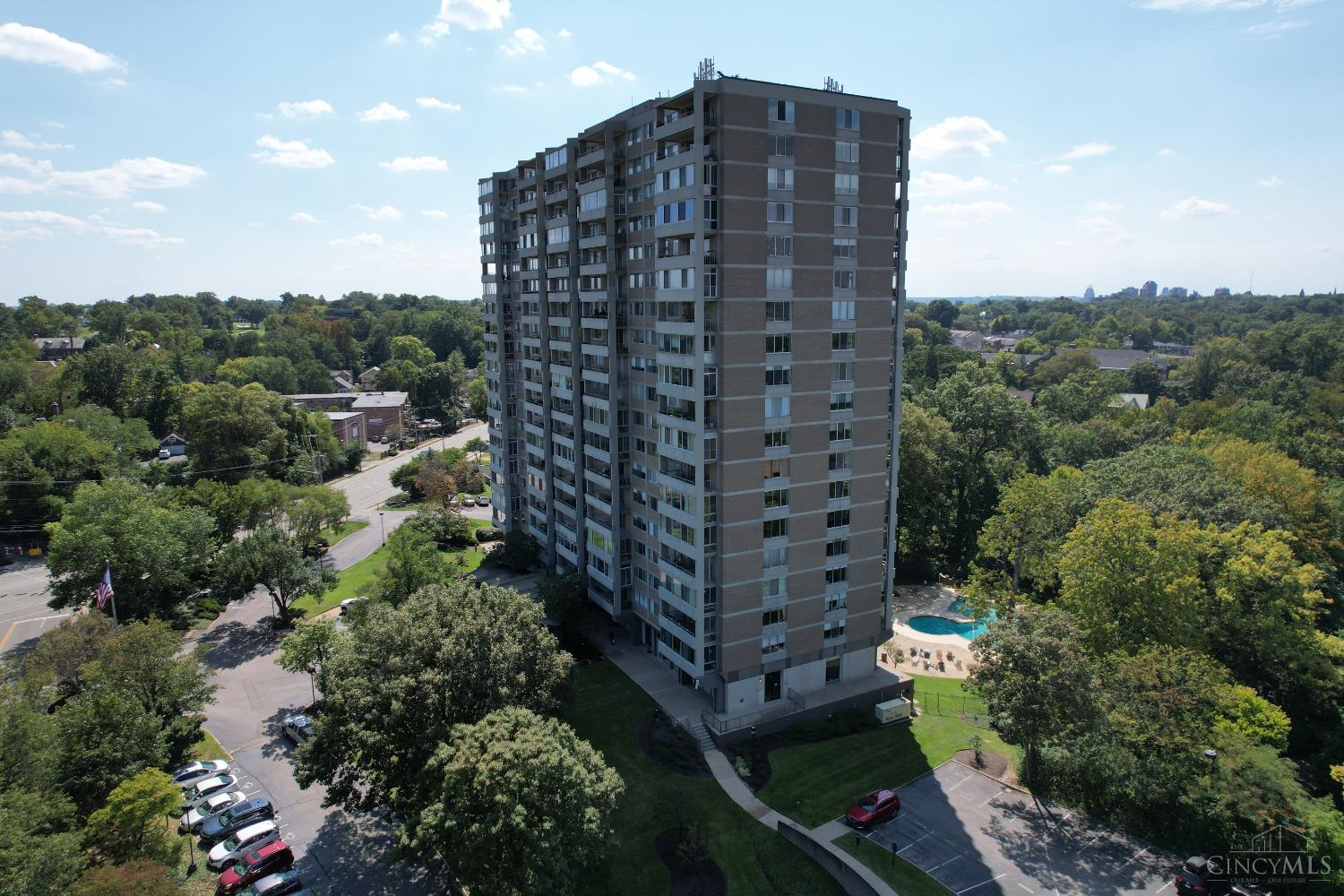 2324 Madison Road 1407