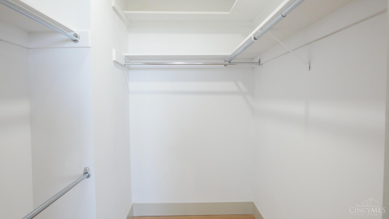 2324 Madison Road 1407