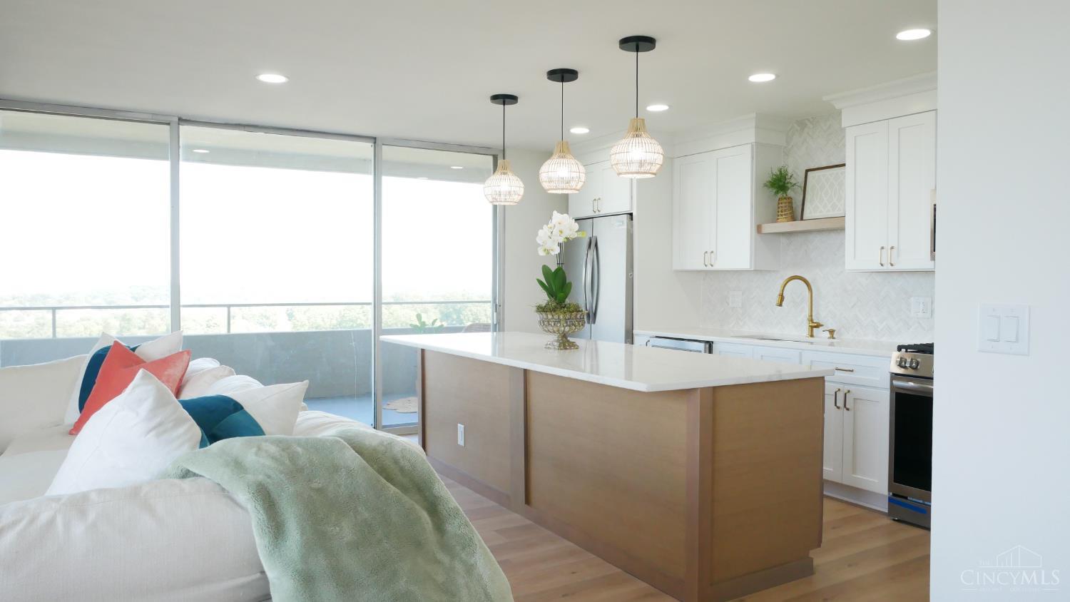 2324 Madison Road 1407