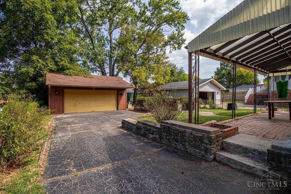 6828 Salem Road