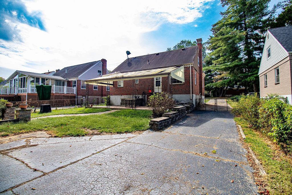6828 Salem Road