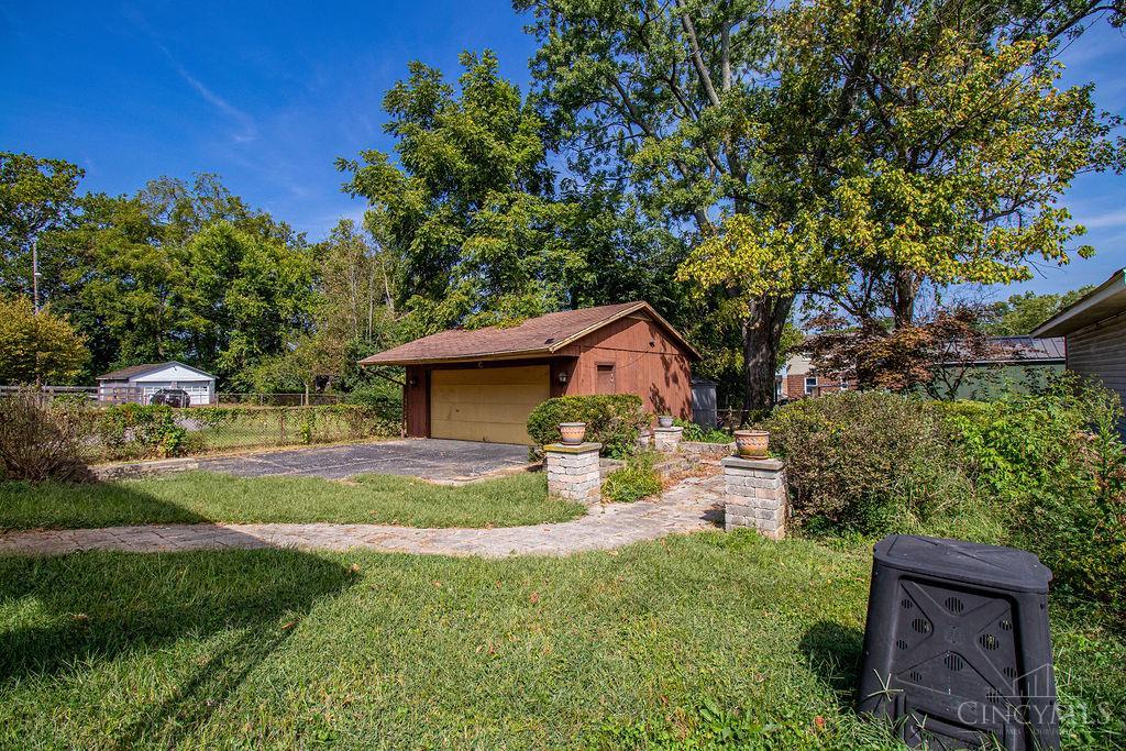 6828 Salem Road