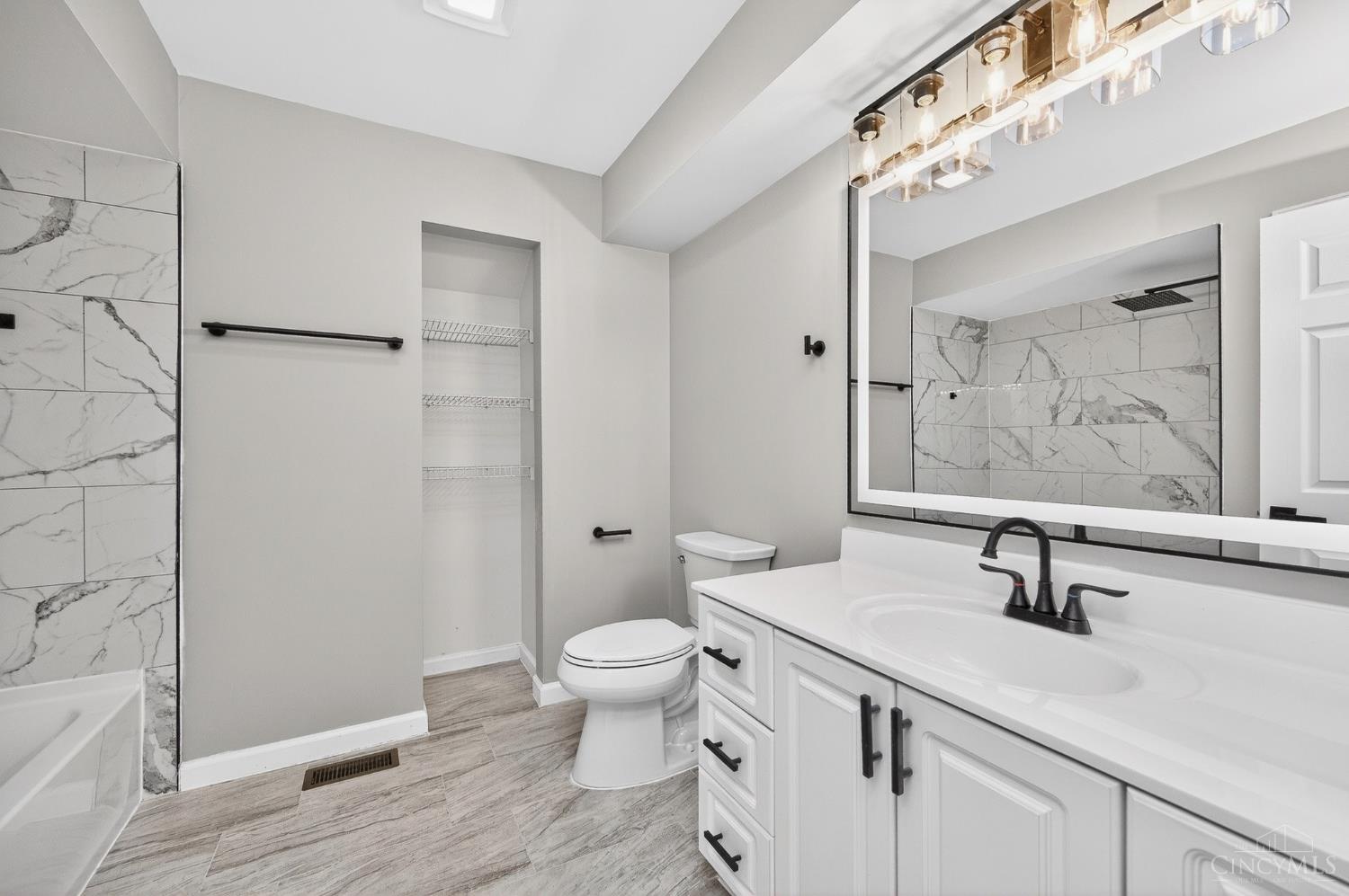 1013 Wittshire Lane 89