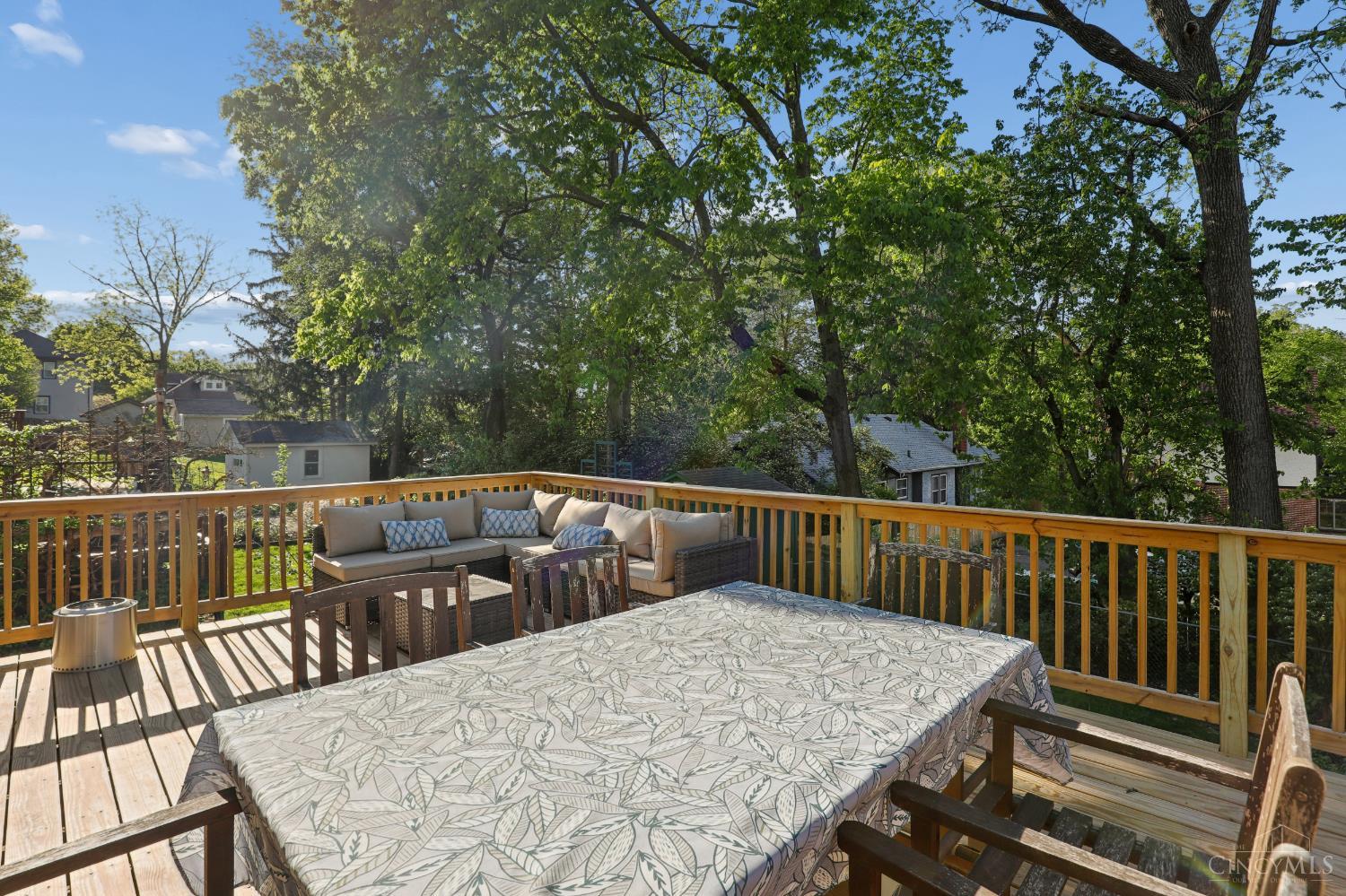 2925 Utopia Place