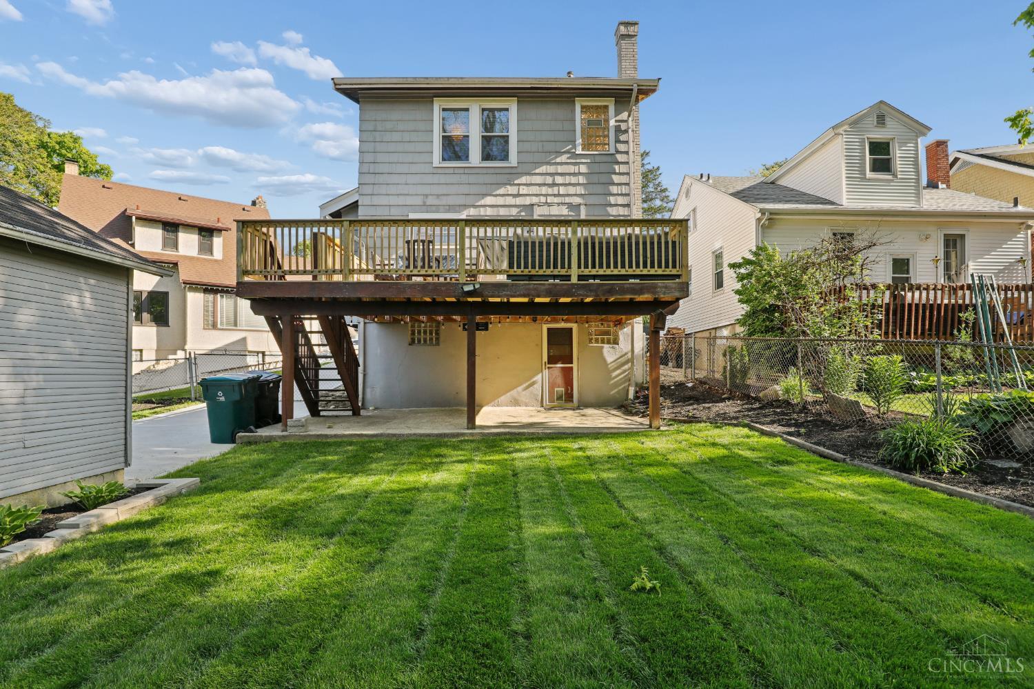 2925 Utopia Place