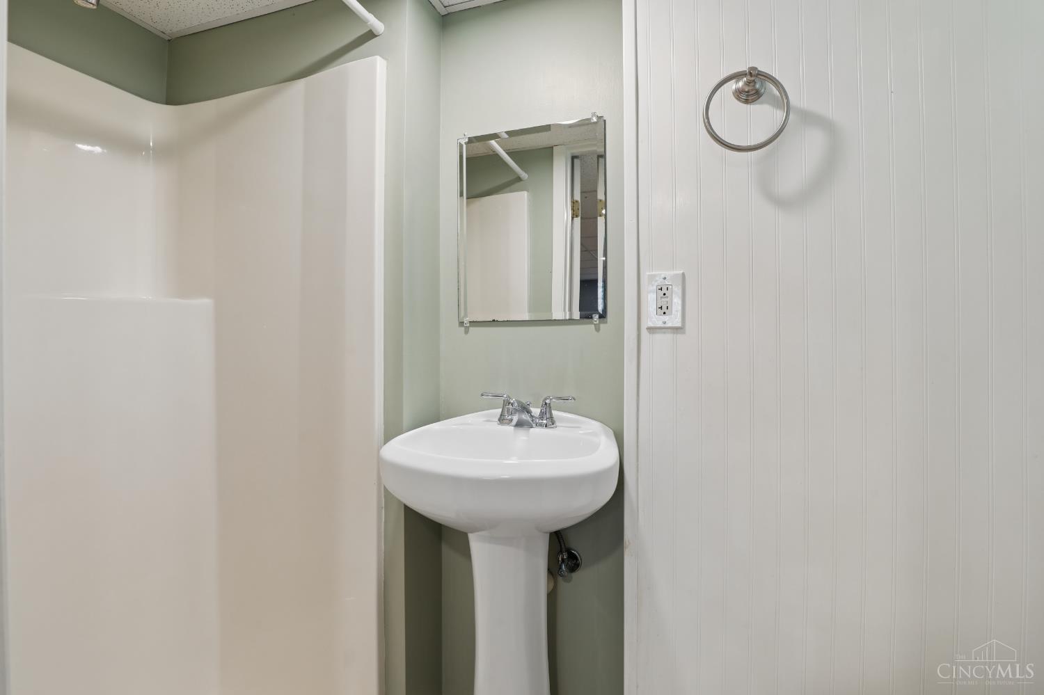 2925 Utopia Place