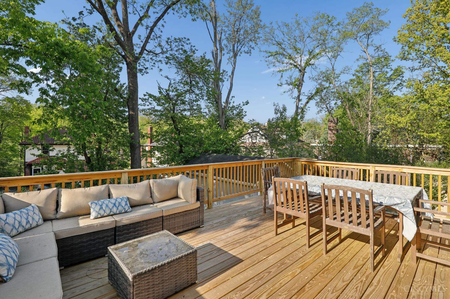2925 Utopia Place