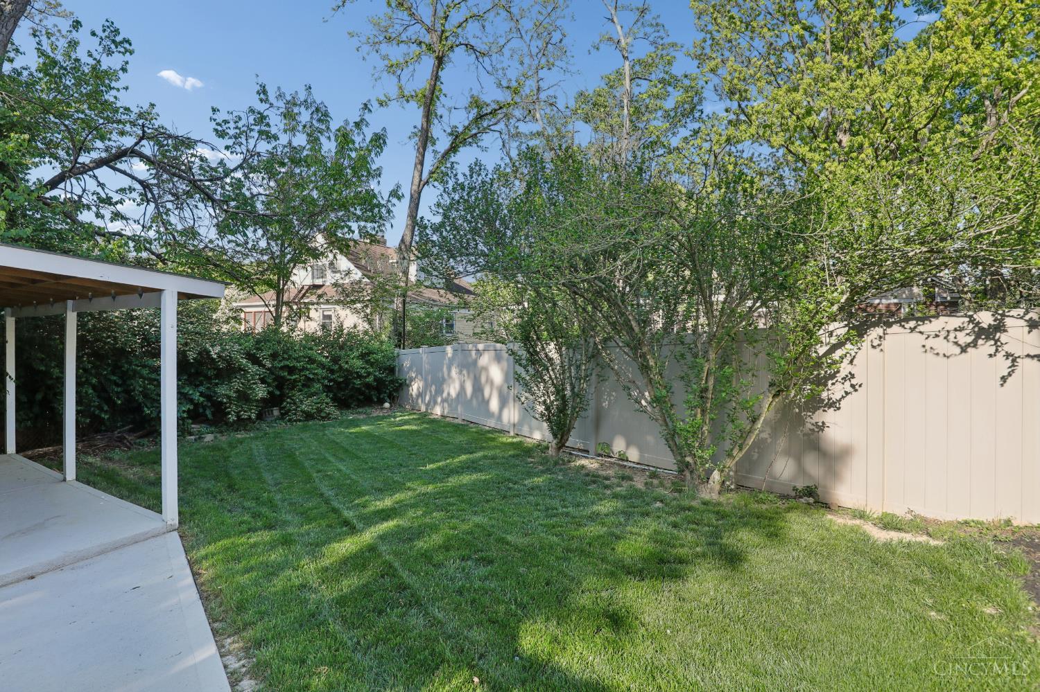 2925 Utopia Place