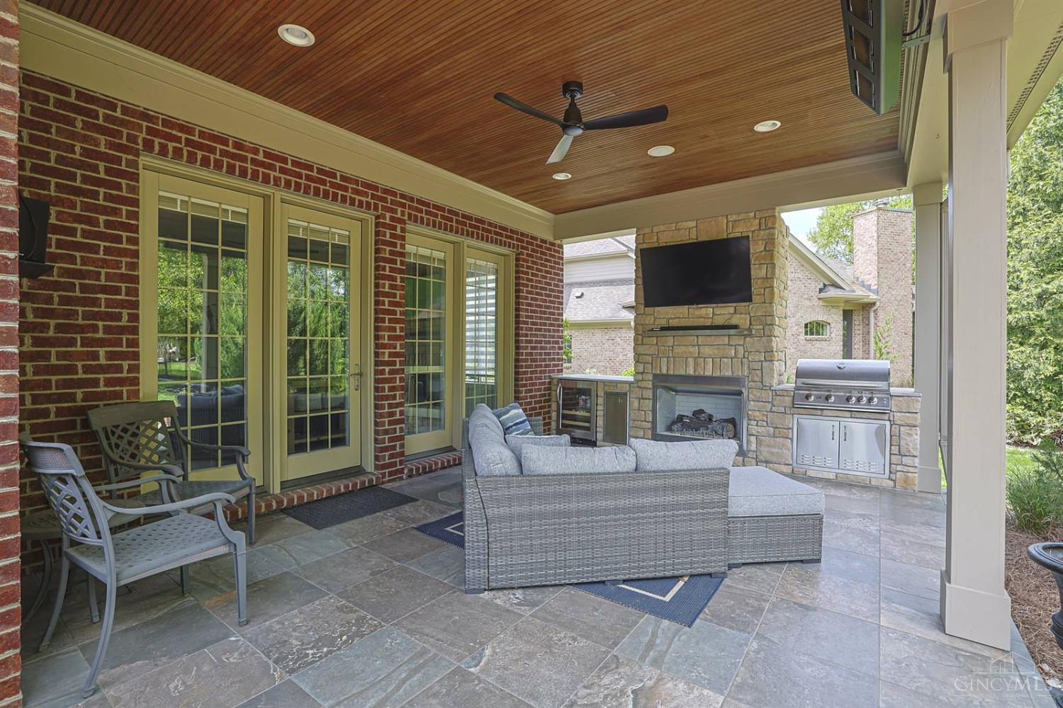 9233 Shallow Creek Drive