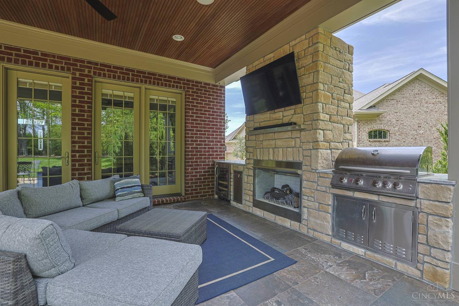 9233 Shallow Creek Drive