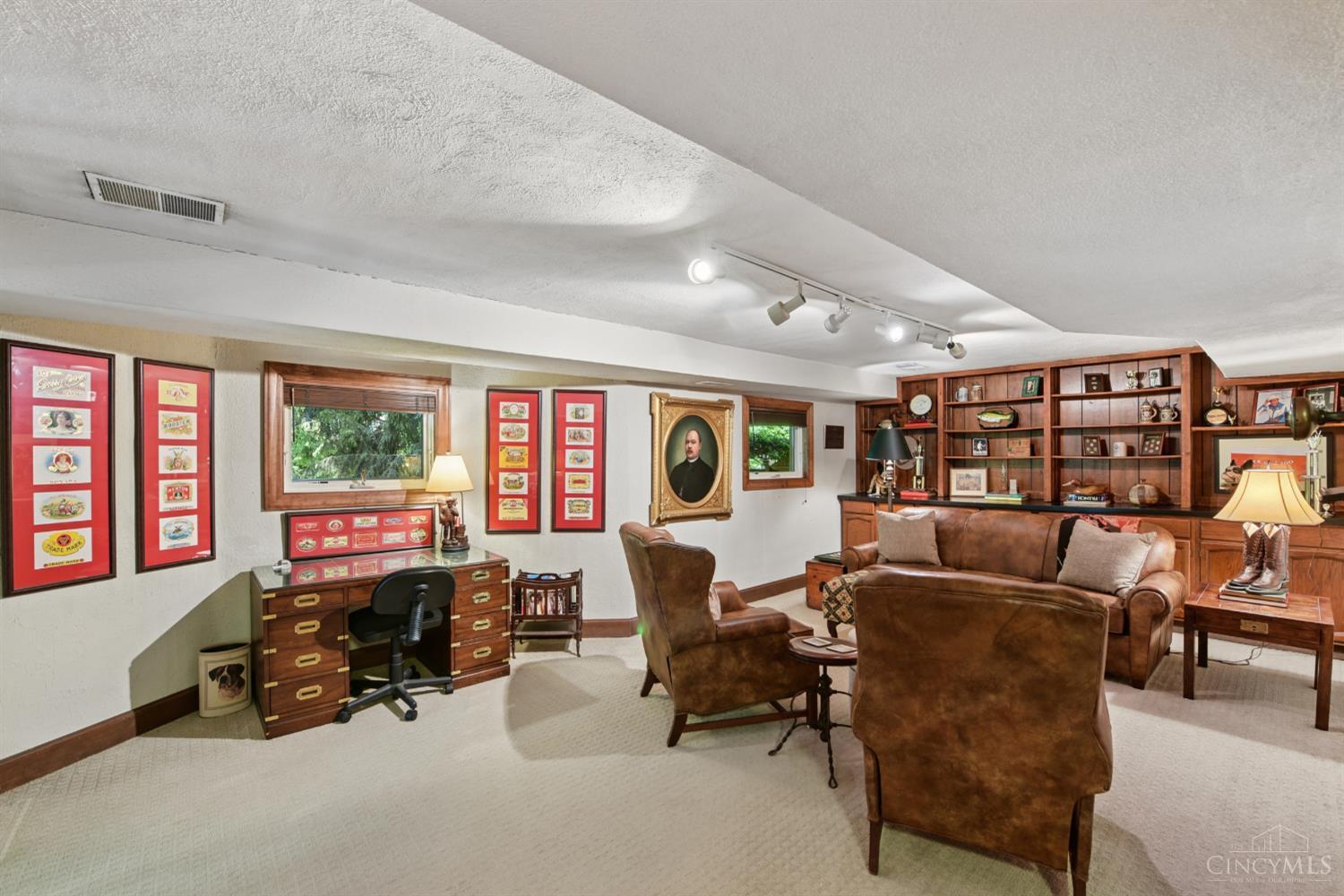1211 Herschel Woods Lane