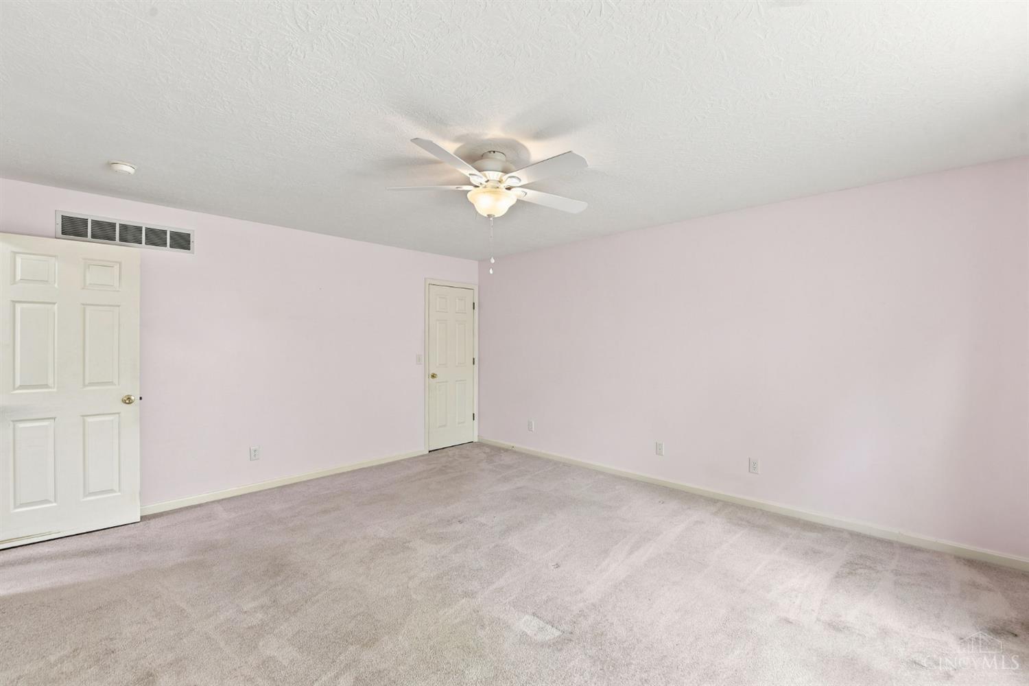 5290 Parkside Court