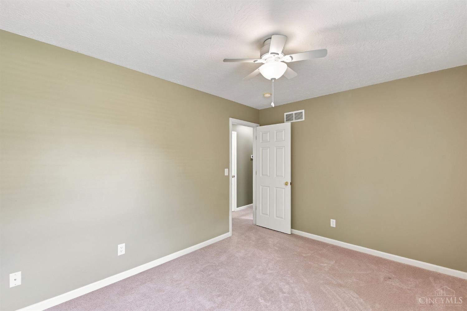 5290 Parkside Court