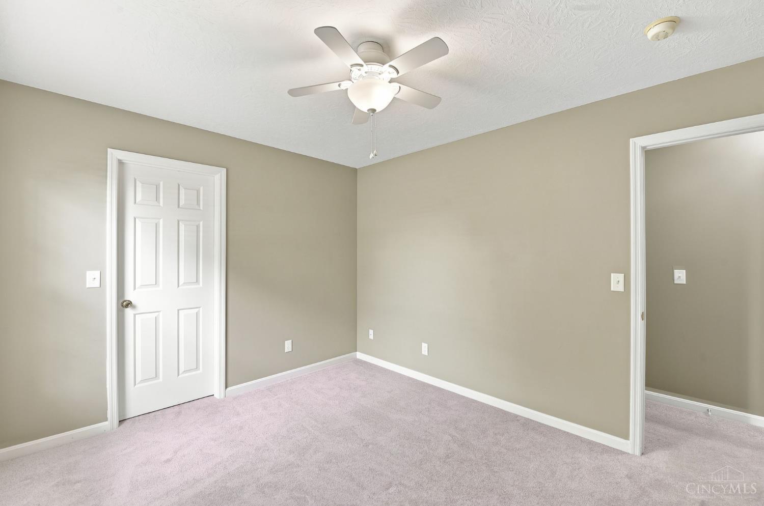 5290 Parkside Court